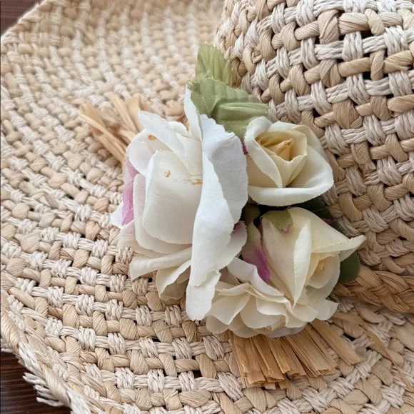 BUNDLE of 2 Straw Sun Hats with Floral Accent and Punta Cana - Picture 5 of 10